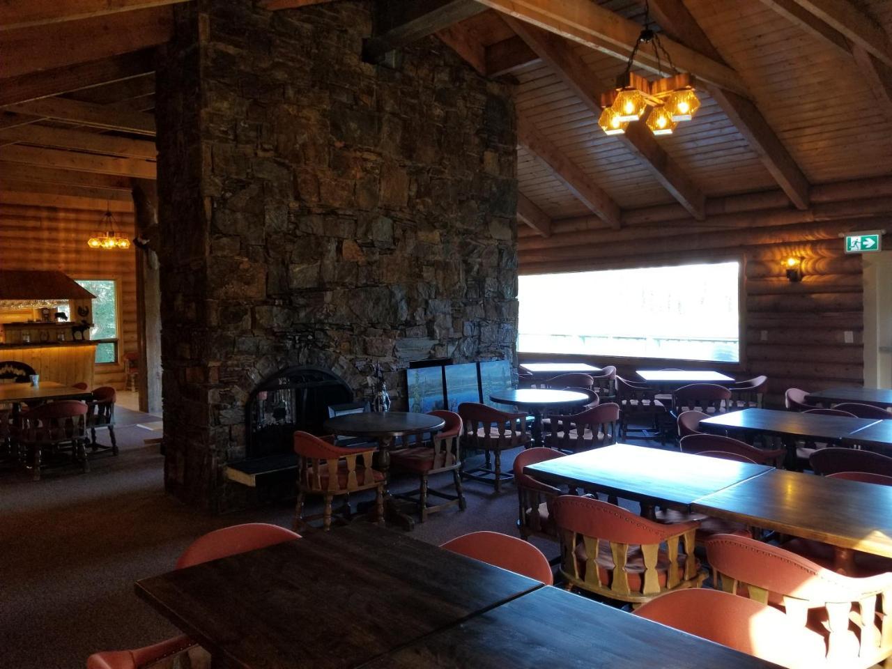 Schott'S Lake Conference & Resort Sundre ภายนอก รูปภาพ